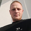 Знакомства: Денис, 26 лет, Владивосток