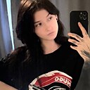 Знакомства: Кира, 27 лет, Москва