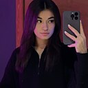 Знакомства: Виктория, 20 лет, Магнитогорск