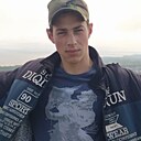 Знакомства: Владлен, 23 года, Владивосток