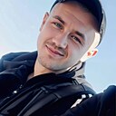 Знакомства: Илья, 28 лет, Туапсе