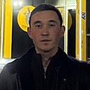 Знакомства: Batyr, 21 год, Алматы