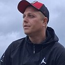 Знакомства: Антон, 37 лет, Челябинск