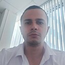 Знакомства: Александр, 32 года, Владивосток