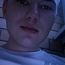 Знакомства: Евгений, 19 лет, Кобрин