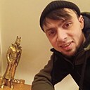 Знакомства: Александр, 35 лет, Новомосковск