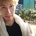 Знакомства: Максим, 19 лет, Екатеринбург