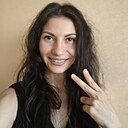 Знакомства: Karolina, 31 год, Москва