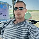 Знакомства: Виктор, 45 лет, Астана