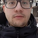 Знакомства: Илья, 23 года, Курск