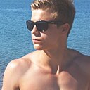 Знакомства: Максим, 25 лет, Новохоперск