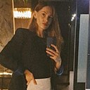 Знакомства: Кристина, 35 лет, Солигорск