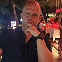 Знакомства: Антон, 39 лет, Усинск