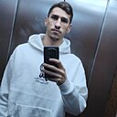 Знакомства: Cristian, 24 года, Timișoara