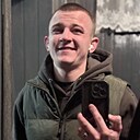 Знакомства: Артём, 25 лет, Реутов