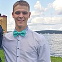 Знакомства: Илья, 28 лет, Воткинск