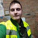 Знакомства: Максим, 25 лет, Новгородка