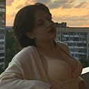 Знакомства: Эльмира, 18 лет, Санкт-Петербург