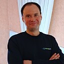 Знакомства: Илья, 30 лет, Норильск