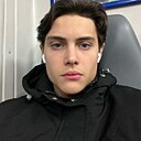 Знакомства: Максим, 20 лет, Москва