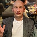 Знакомства: Артем, 35 лет, Могилев