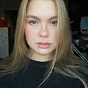 Знакомства: Лена, 19 лет, Екатеринбург