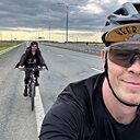 Знакомства: Виктор, 28 лет, Оренбург