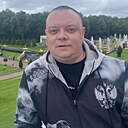 Знакомства: Виктор, 26 лет, Екатеринбург