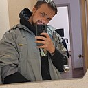 Знакомства: Евгений, 25 лет, Магнитогорск