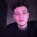 Знакомства: Кирилл, 19 лет, Омск
