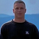 Знакомства: Максим, 25 лет, Владивосток