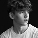 Знакомства: Artem, 22 года, Саратов