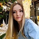 Знакомства: Валерия, 29 лет, Челябинск