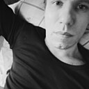 Знакомства: Артем, 37 лет, Калининград