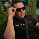 Знакомства: Виталий, 27 лет, Каменск-Шахтинский