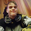 Знакомства: Артём, 18 лет, Омск