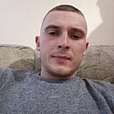 Знакомства: Артем, 25 лет, Майкоп