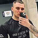Знакомства: Кирилл, 23 года, Москва