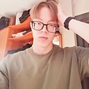 Знакомства: Илья, 20 лет, Трехгорный