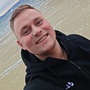 Знакомства: Максим, 25 лет, Усть-Кут