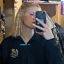 Знакомства: Алиска, 18 лет, Волгодонск