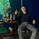 Знакомства: Владислав, 26 лет, Юрга