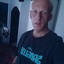 Знакомства: Кирилл, 32 года, Борисов