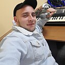 Знакомства: Гриша Петросов, 36 лет, Армавир