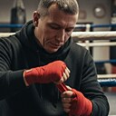 Знакомства: Дмитрий, 38 лет, Керчь