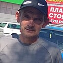 Знакомства: Виталик, 45 лет, Высокое