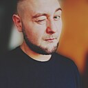 Знакомства: Денис, 32 года, Тюмень