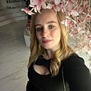 Знакомства: Ксения, 28 лет, Уссурийск