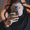 Знакомства: Олег, 24 года, Томск