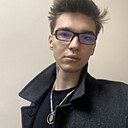 Знакомства: Кирилл, 24 года, Бердянск